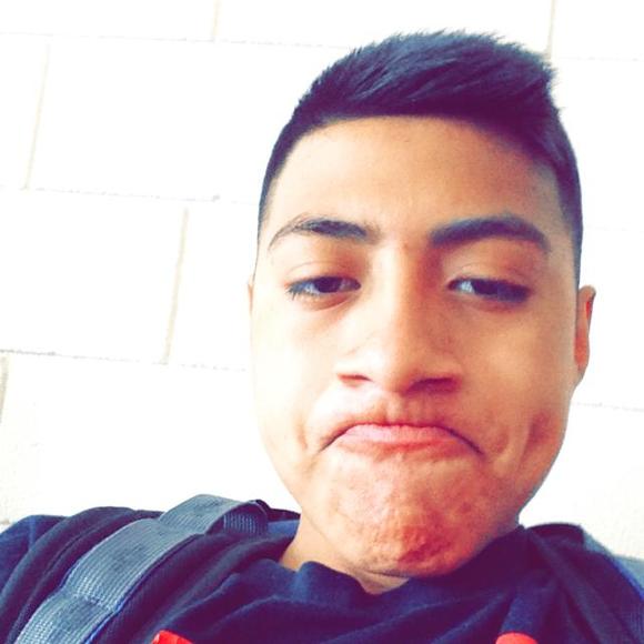 Meet your Posher, Alex - Picture 1 of 1